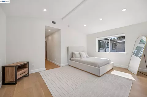 Bedroom - 1764 3rd Ave, Walnut Creek, CA 94597 photo 3 of 10