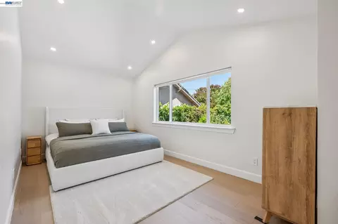 Bedroom - 1764 3rd Ave, Walnut Creek, CA 94597 photo 9 of 10