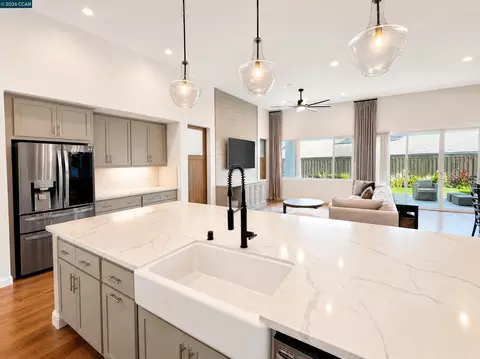 Kitchen - 2703 Brewer St, Tracy, CA 95377 photo 5 of 5