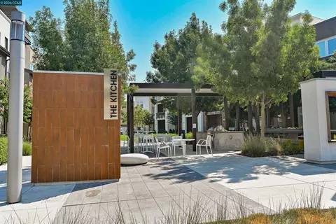 Kitchen - 5830 Midnight Pl #D, Dublin, CA 94568 photo 1 of 1