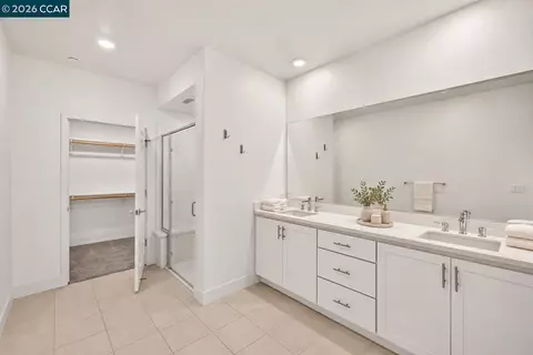 Bath - 5830 Midnight Pl #D, Dublin, CA 94568 photo 2 of 7