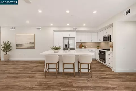 Kitchen - 5830 Midnight Pl #D, Dublin, CA 94568 photo 1 of 8