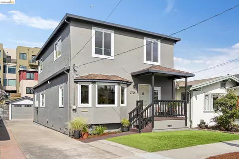 2726 Wallace St, Berkeley, CA 94702