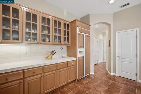Entry Way - 2509 Marshfield Rd, Vallejo, CA 94591 photo 7 of 7