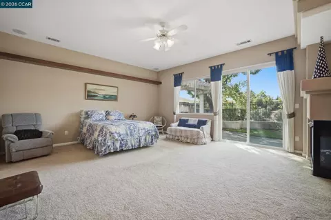Bedroom - 2509 Marshfield Rd, Vallejo, CA 94591 photo 3 of 5
