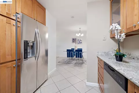 Kitchen - 47112 Warm Springs Blvd #313, Fremont, CA 94539 photo 4 of 5