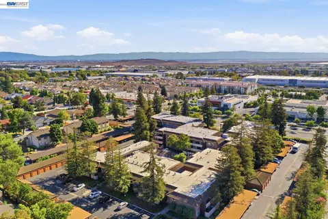 View/Area - 47112 Warm Springs Blvd #313, Fremont, CA 94539 photo 4 of 5