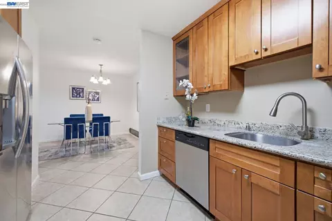 Kitchen - 47112 Warm Springs Blvd #313, Fremont, CA 94539 photo 5 of 5