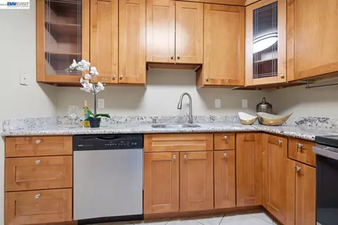 Kitchen - 47112 Warm Springs Blvd #313, Fremont, CA 94539 photo 2 of 5