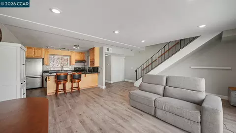 2426 Lincoln Ave #J, Alameda, CA 94501