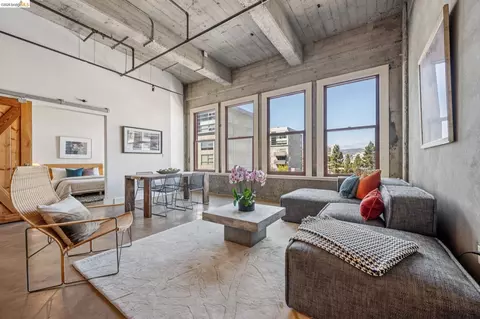 Living - 201 4th St #406, Oakland, CA 94607 photo 6 of 9