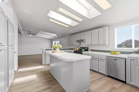 Kitchen - 4437 W Grayson, Modesto, CA 95358 photo 2 of 4