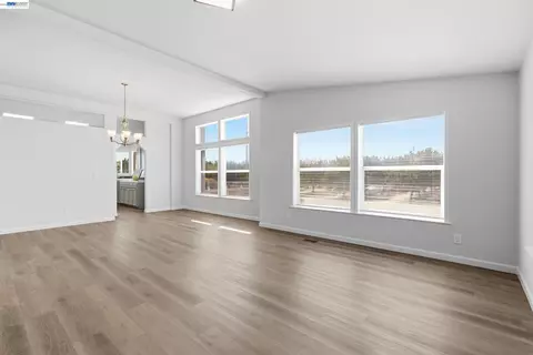 Living - 4437 W Grayson, Modesto, CA 95358 photo 7 of 7