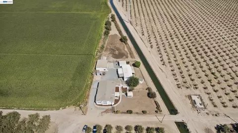 View/Area - 4437 W Grayson, Modesto, CA 95358 photo 4 of 6