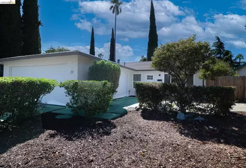 27 W Trident Dr, Pittsburg, CA 94565