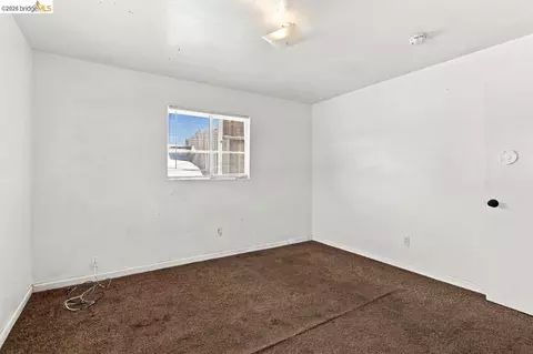 Bedroom - 207 Holly St, Vallejo, CA 94589 photo 4 of 6