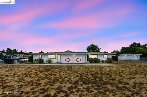 Other - 207 Holly St, Vallejo, CA 94589 photo 3 of 7