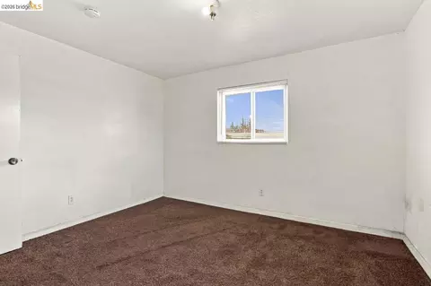 Bedroom - 207 Holly St, Vallejo, CA 94589 photo 6 of 6
