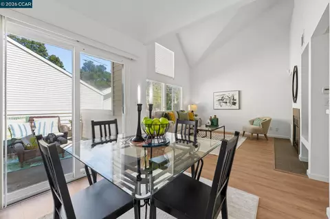 Dining - 4536 Melody Dr #D, Concord, CA 94521 photo 4 of 4