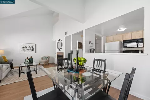 Dining - 4536 Melody Dr #D, Concord, CA 94521 photo 3 of 4