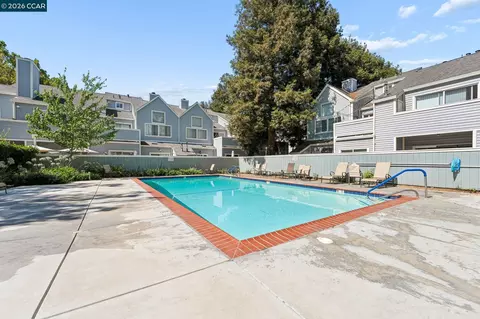 Exterior - 4536 Melody Dr #D, Concord, CA 94521 photo 3 of 5