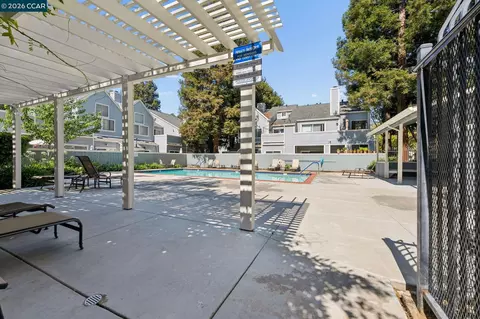 Exterior - 4536 Melody Dr #D, Concord, CA 94521 photo 4 of 5