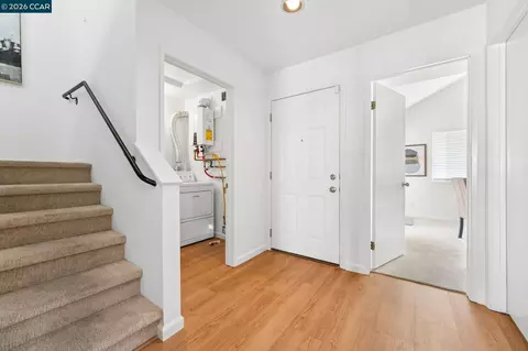 Entry Way - 4536 Melody Dr #D, Concord, CA 94521 photo 3 of 7