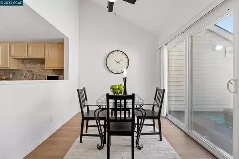 Dining - 4536 Melody Dr #D, Concord, CA 94521 photo 2 of 4