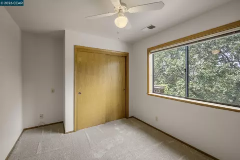 Bedroom - 5184 Darby Russell Rd, Murphys, CA 95247 photo 3 of 6