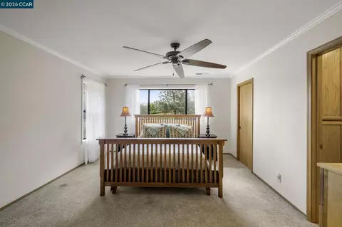Bedroom - 5184 Darby Russell Rd, Murphys, CA 95247 photo 1 of 6