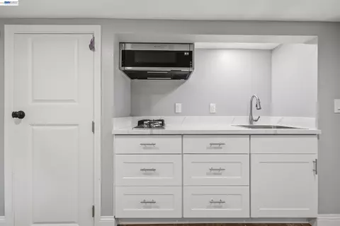 Other - 17119 Rolando Ave, Castro Valley, CA 94546 photo 11 of 14