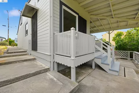 Exterior - 17119 Rolando Ave, Castro Valley, CA 94546 photo 4 of 11