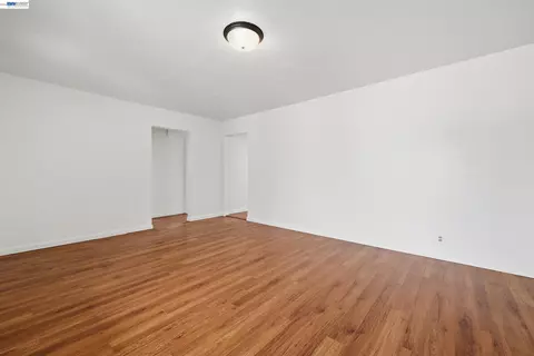 Living - 17119 Rolando Ave, Castro Valley, CA 94546 photo 5 of 6