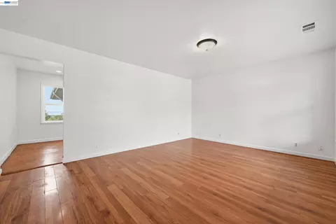 Living - 17119 Rolando Ave, Castro Valley, CA 94546 photo 1 of 6