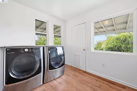Other - 17119 Rolando Ave, Castro Valley, CA 94546 photo 7 of 14