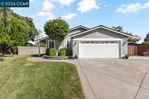 8798 Augusta Ct, Dublin, CA 94568