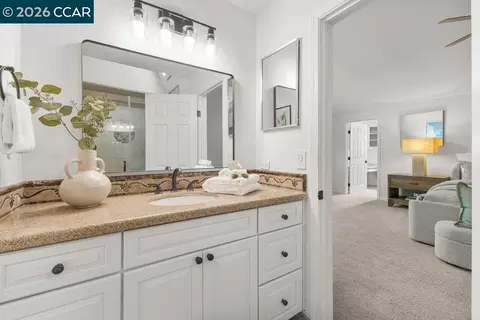 Bath - 8798 Augusta Ct, Dublin, CA 94568 photo 2 of 6