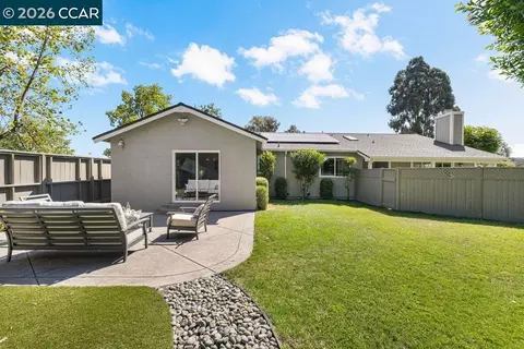 Exterior - 8798 Augusta Ct, Dublin, CA 94568 photo 5 of 7