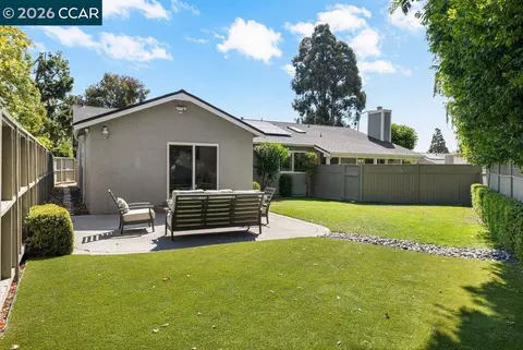 Exterior - 8798 Augusta Ct, Dublin, CA 94568 photo 4 of 7