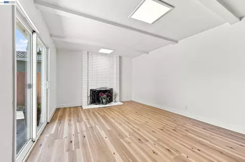 Living - 6963 Portage Rd, Dublin, CA 94568 photo 6 of 7