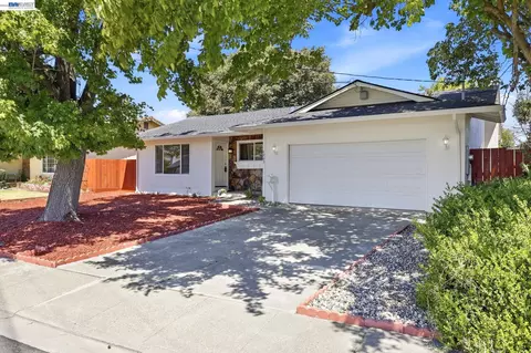 Exterior - 6963 Portage Rd, Dublin, CA 94568 photo 2 of 7