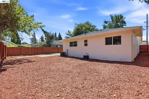 Exterior - 6963 Portage Rd, Dublin, CA 94568 photo 7 of 7