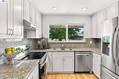 Kitchen - 6963 Portage Rd, Dublin, CA 94568 photo 2 of 6