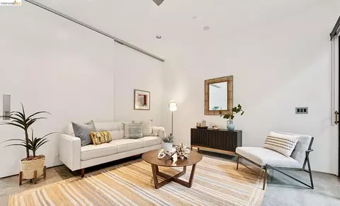 Living - 2211 5th St #B, Berkeley, CA 94710 photo 3 of 9