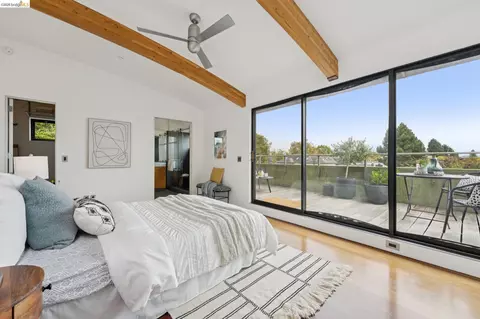 Bedroom - 2211 5th St #B, Berkeley, CA 94710 photo 5 of 9
