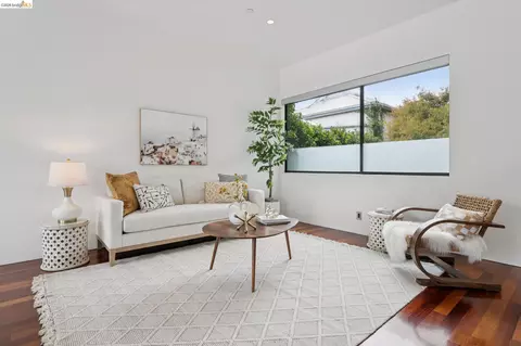 Living - 2211 5th St #B, Berkeley, CA 94710 photo 8 of 9