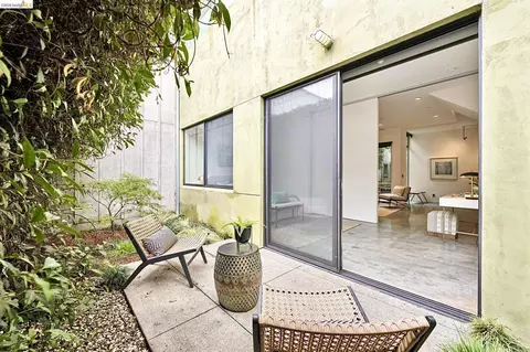 Exterior - 2211 5th St #B, Berkeley, CA 94710 photo 4 of 11