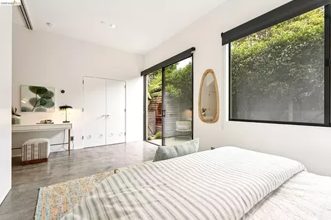 Bedroom - 2211 5th St #B, Berkeley, CA 94710 photo 4 of 9