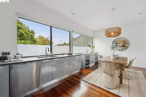 Kitchen - 2211 5th St #B, Berkeley, CA 94710 photo 2 of 6