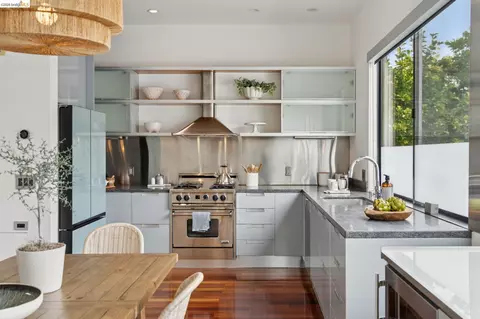 Kitchen - 2211 5th St #B, Berkeley, CA 94710 photo 5 of 6